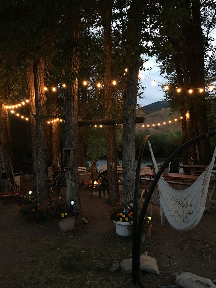 Black Bear Inn