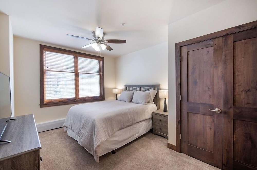 Winter Park CO Condos - Zephyr Mountain Lodge