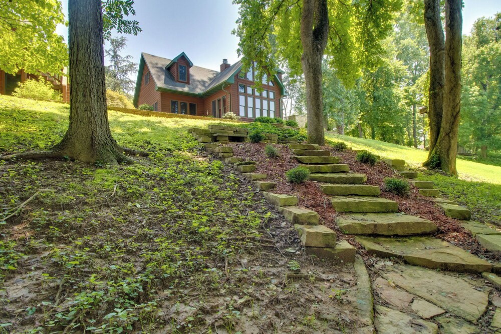White River Access & Views: Retreat w/ Shared Dock