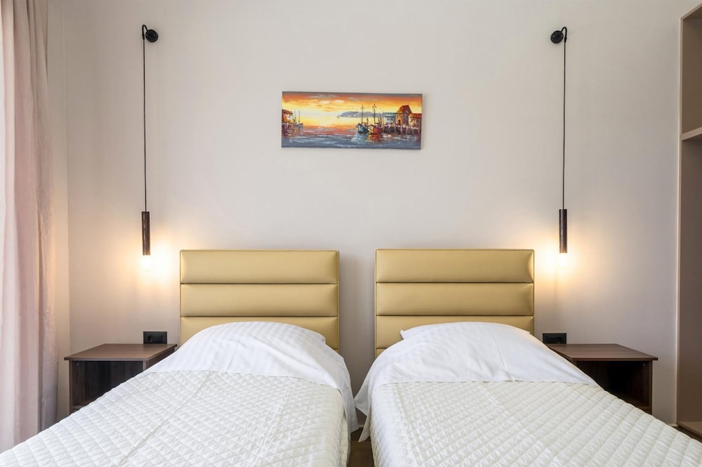 Casa di Pietra With 2 Bedrooms and 3 Bathrooms