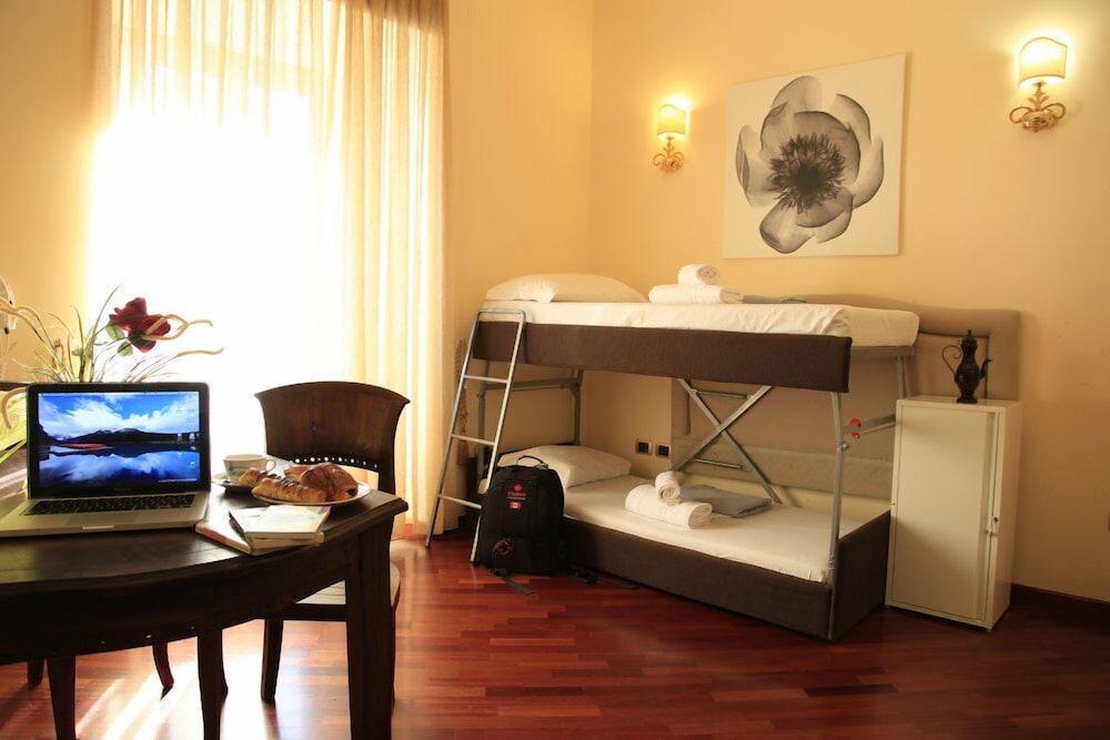 Nika Hostel photo 3