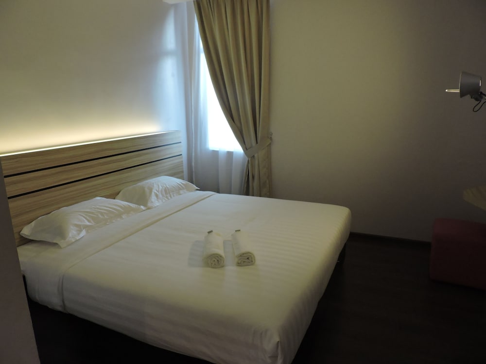 The Blanket Hotel