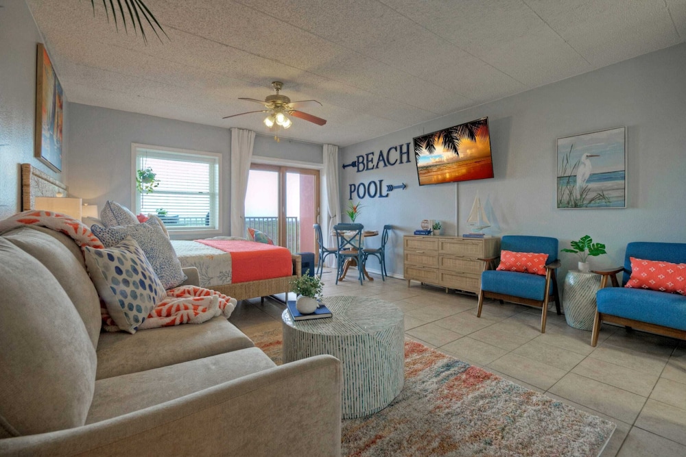 2 Studios Beach Boardwalk, 2 Pools, Tennis/pickleball Island Retreat Complex