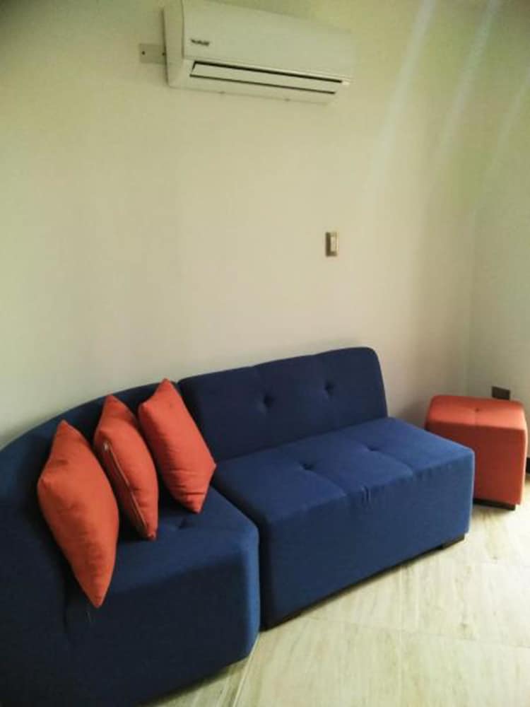 Casa Grande Exclusiva Zona Norte view 2