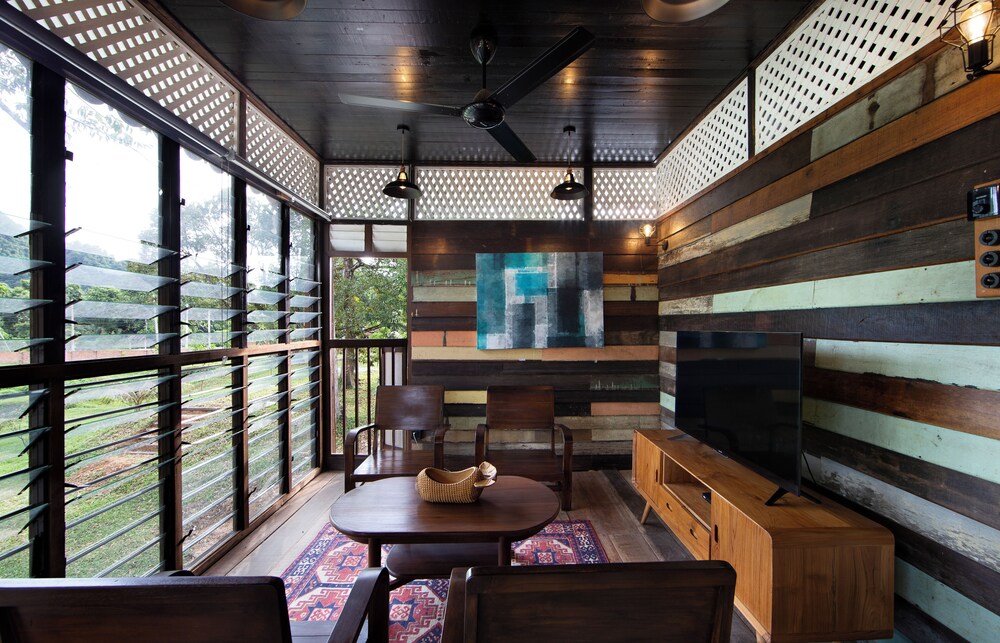 Bagas Zakariah Orchard Lodge