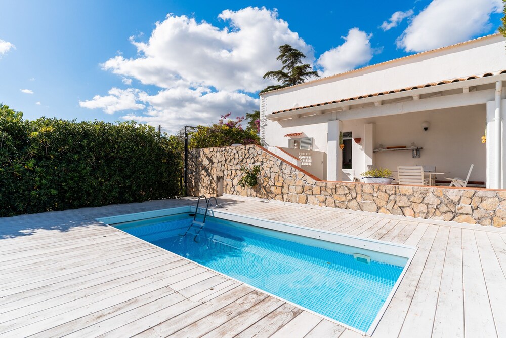 Villa Nuvole Bianche con Piscina by Wonderful Italy