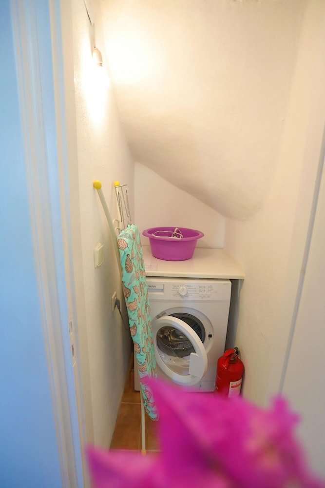 Photo 28
