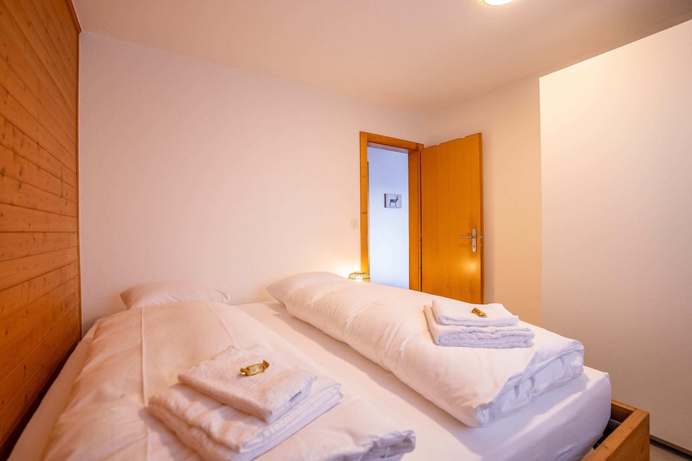 Stoa Apartment