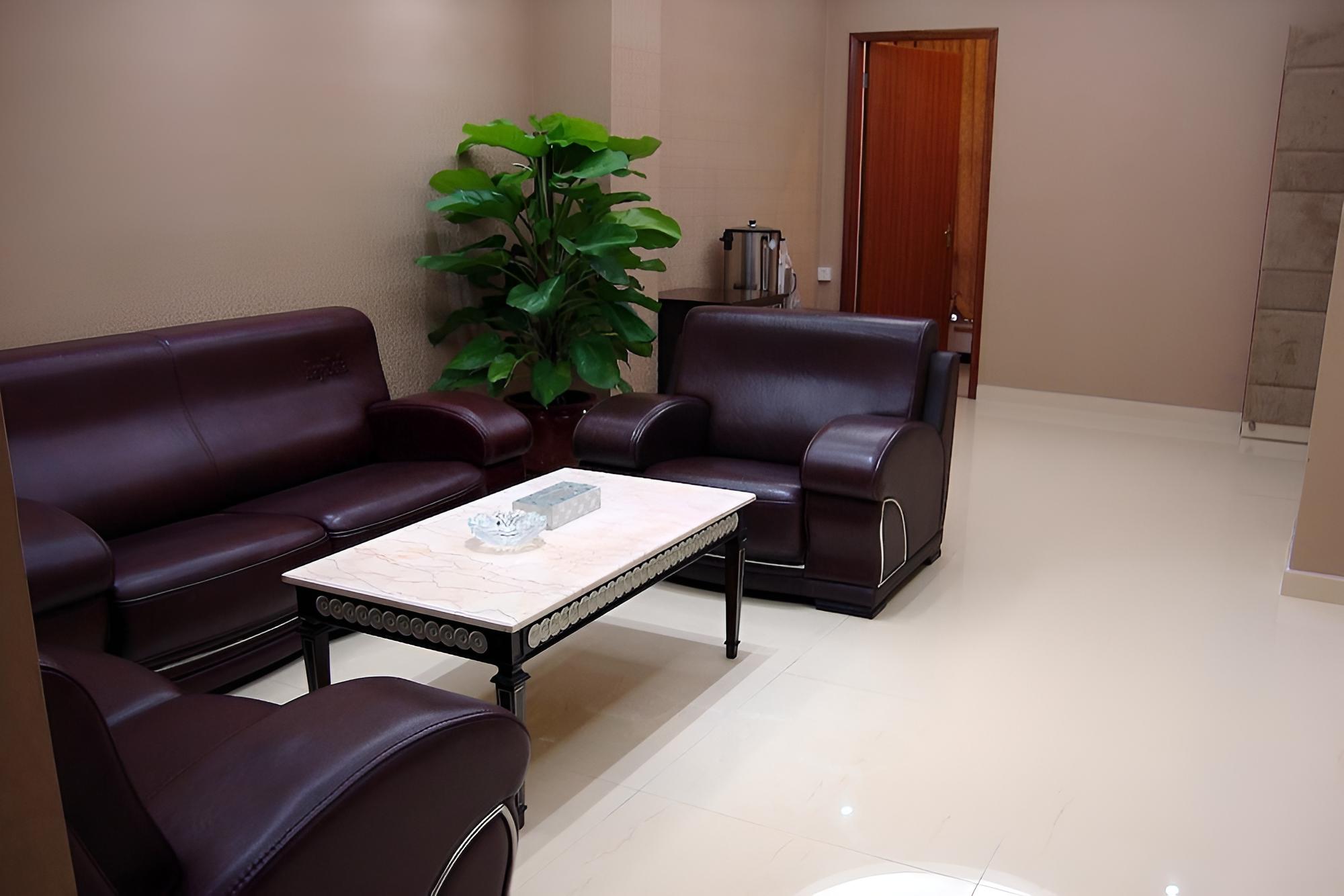 Huaweida Hotel