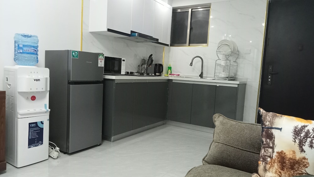 Lovella Suites Gold Park view 4