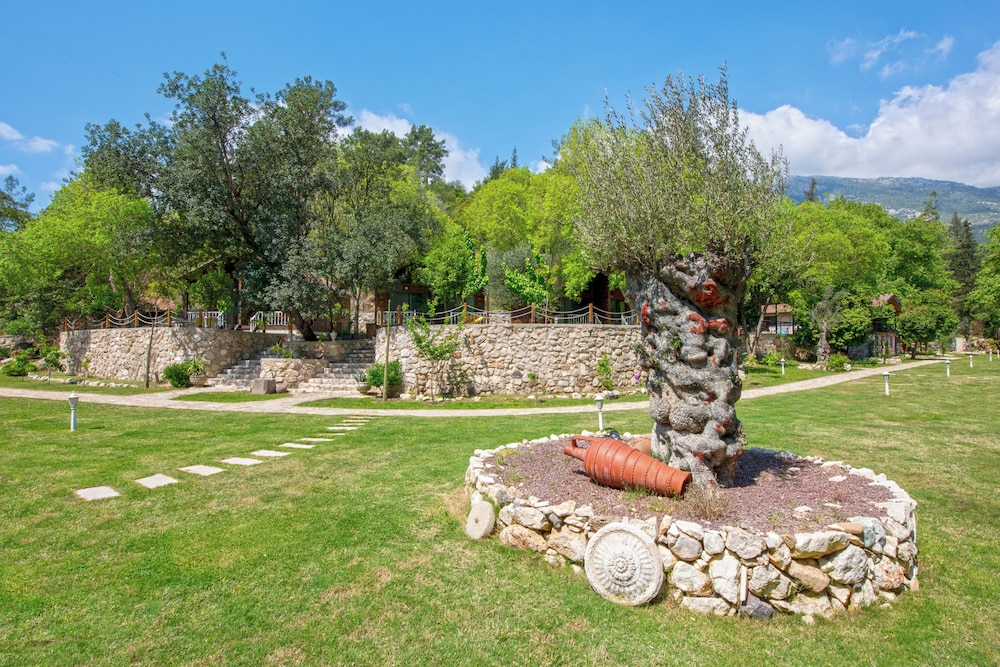 YUSALİS GARDEN HOTEL