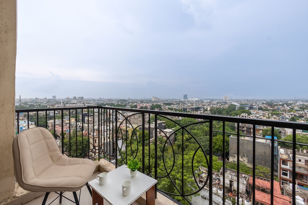 Nova17 inn Greater Noida