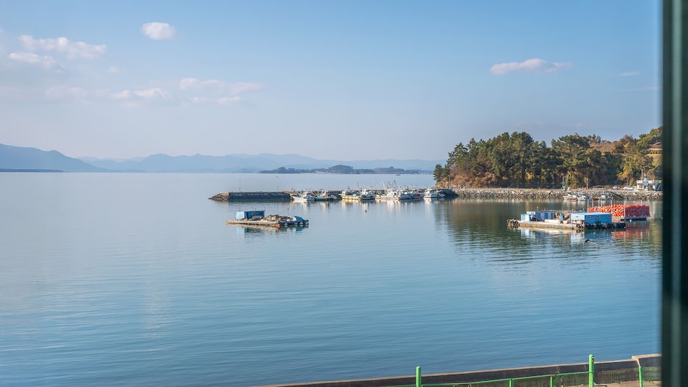 Yeosu Arungeorida Ocean View Pension