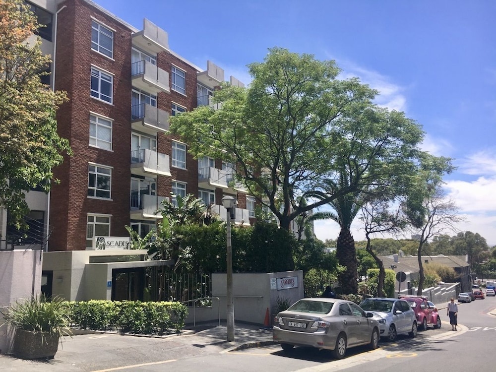 Cascades 2 bed 'FRESH LOOK & GREAT VIEW'