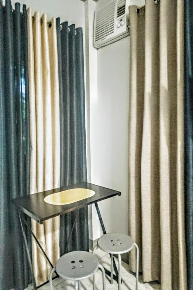 Hometel Barrio House Mactan