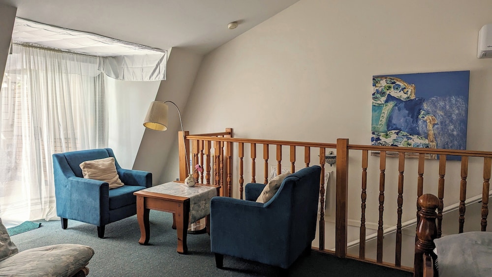 Moon House - Property Image 15