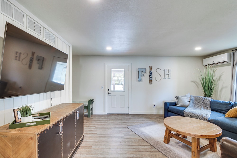 Private Beach: Lakefront Escape in Brainerd!