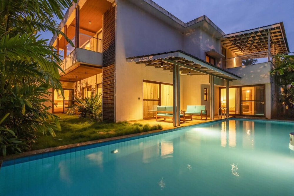 Villa Ayana 5bhk With Pool and Near the Beach