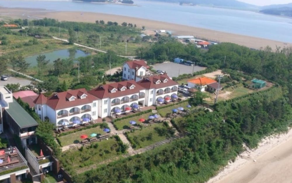 Taean Sand Hill Resort view 2