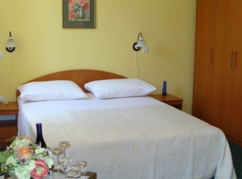 Klaudijas Charming Apartments & Rooms