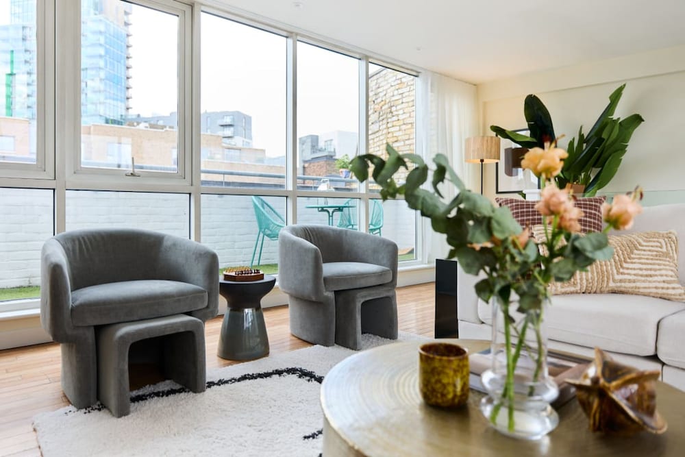 The Brick Lane Arms - Breathtaking 2bdr Penthouse With Balcony
