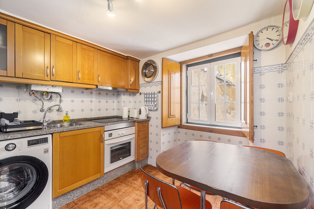 Lisbon Gem Timeless Elegance And Modern Comfort