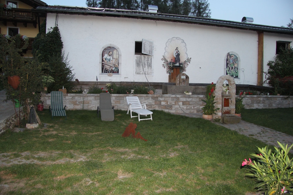 Photo 52