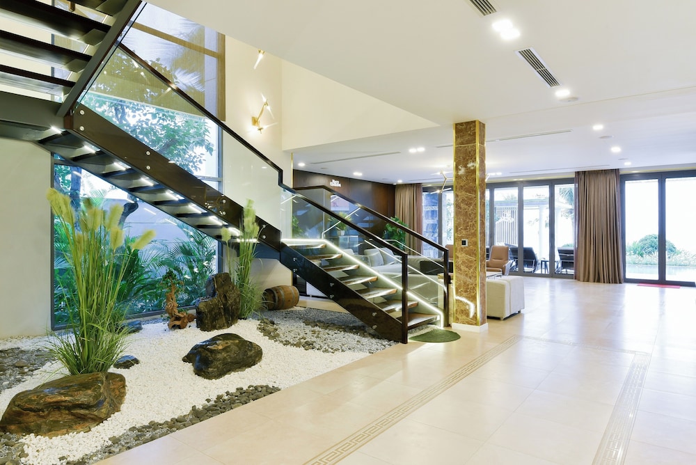 The Ocean Villa Da Nag By Abogo