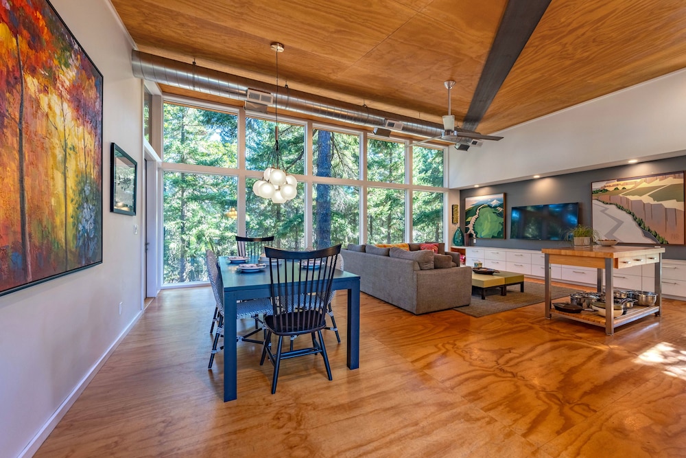 Happenstance Vineyards 2 Bedroom Home