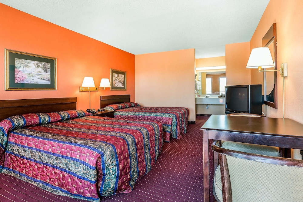 Econo Lodge Lavonia I-85