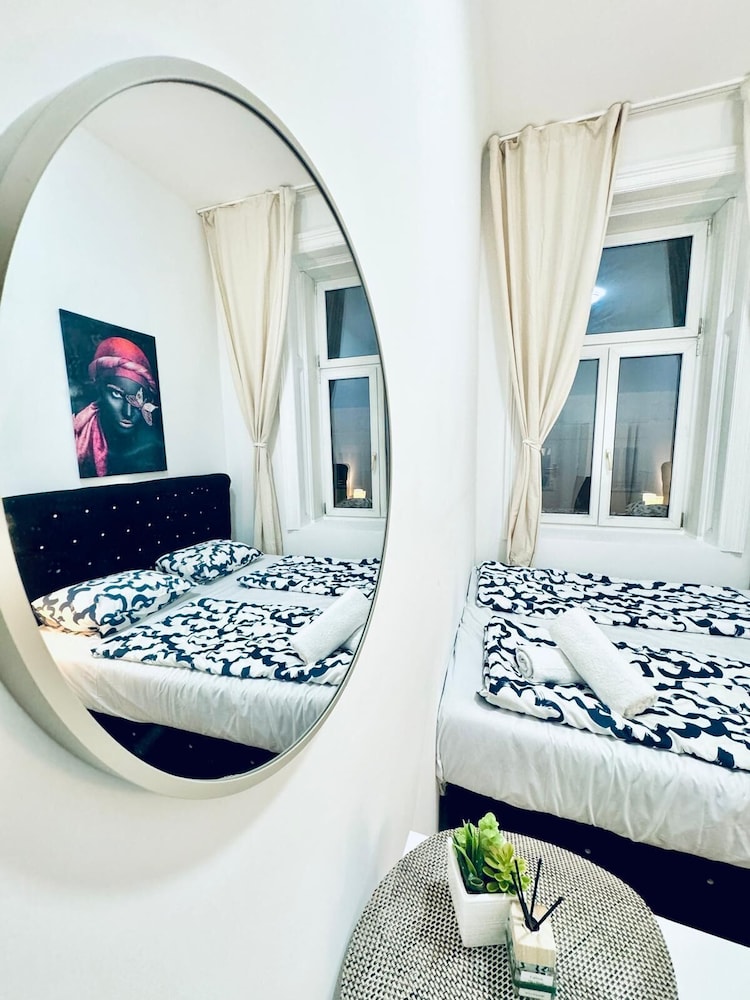 Affordable 5BR Apt Near Atzgersdorf