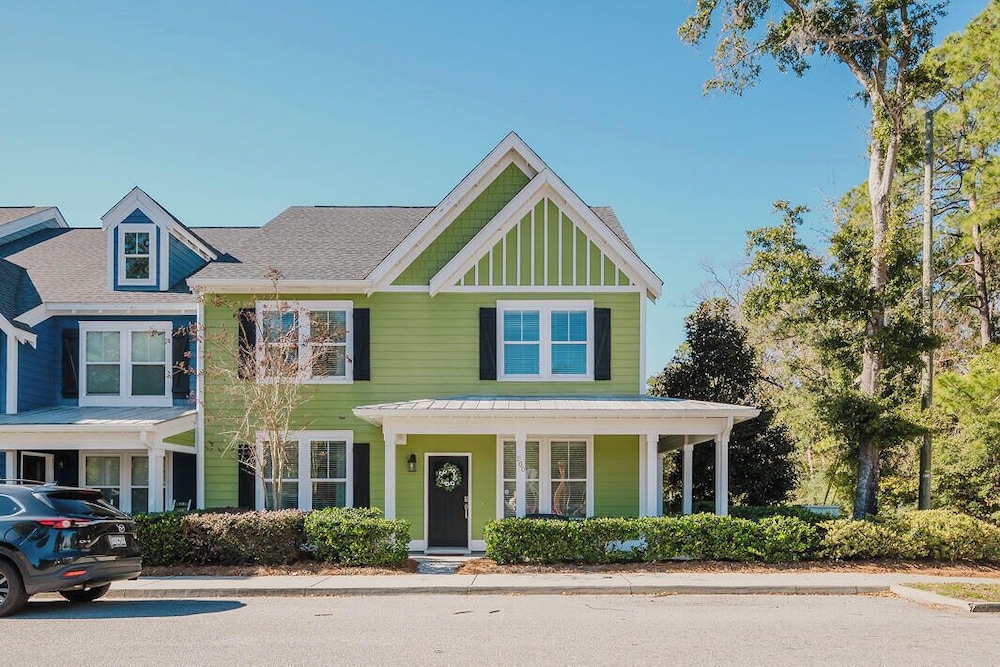Mary Margaret Cottage - Spacious 4 Bed Coastal Home, Historic Old Town Bluffton