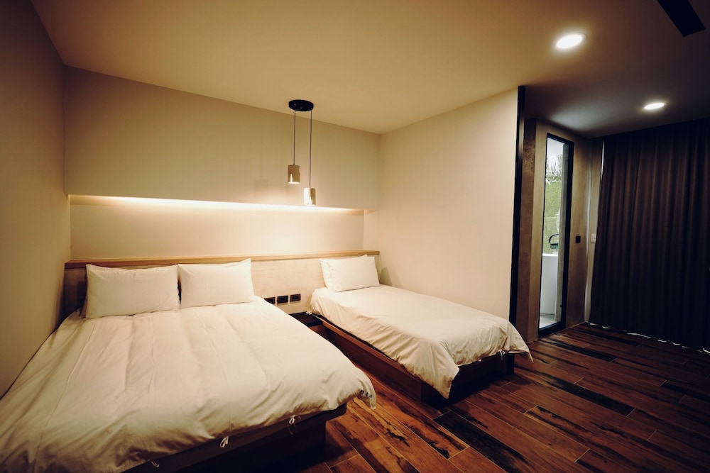 Sun Moon Lake 5Boat B&B