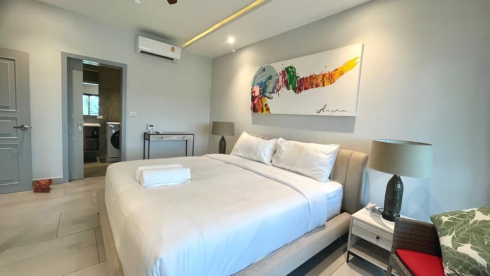 Luxury Seaview 6 Bedrooms With Infinity Pool Villa, Private Gym, Superfast Wifi