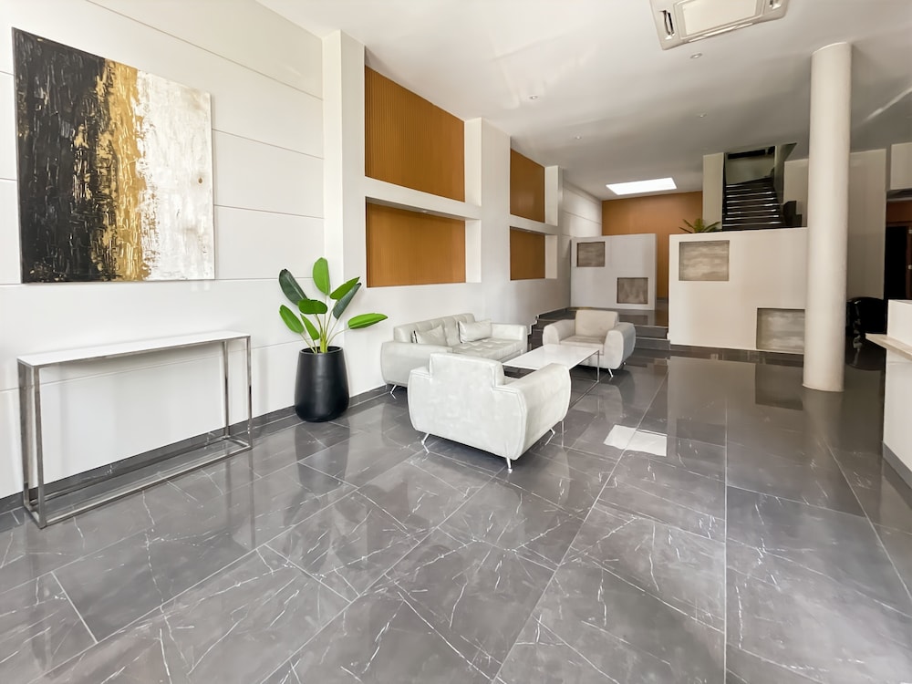 Ayres Suites Cochabamba