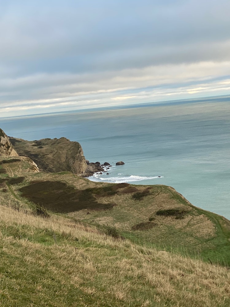 Seaview,sleeps 4to6,pet Friendly, Parking