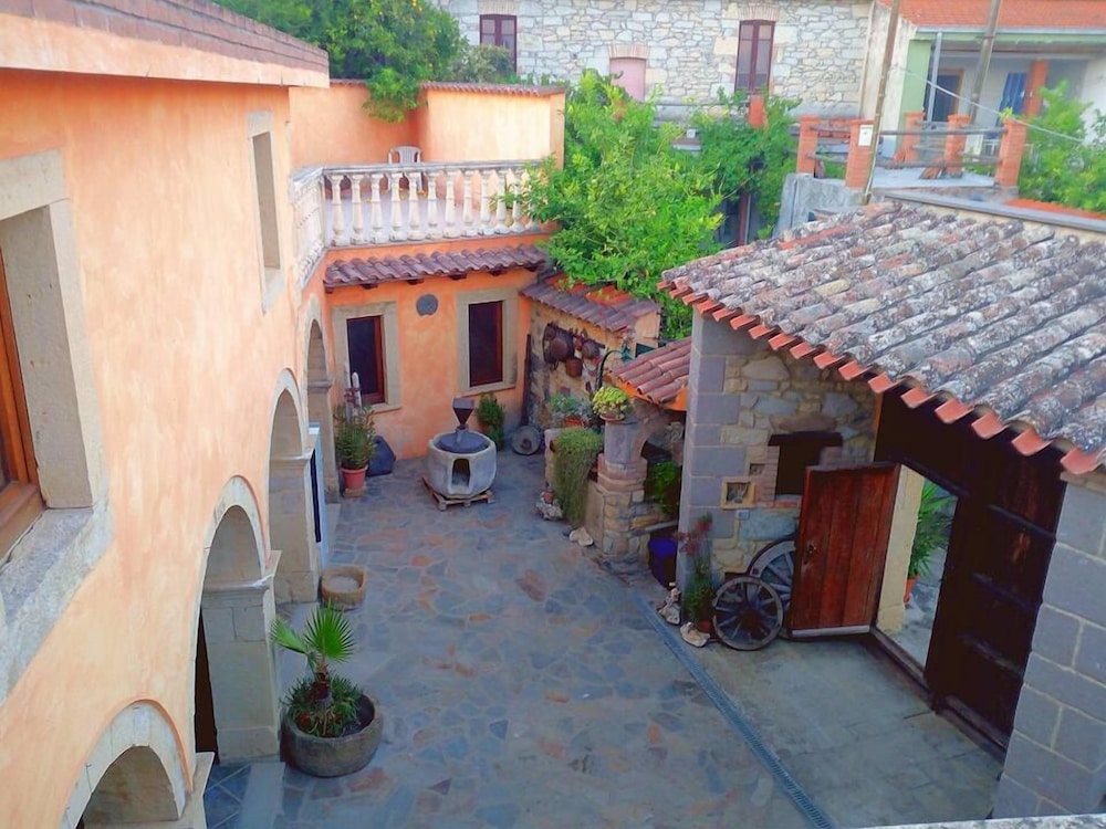 Photo 40