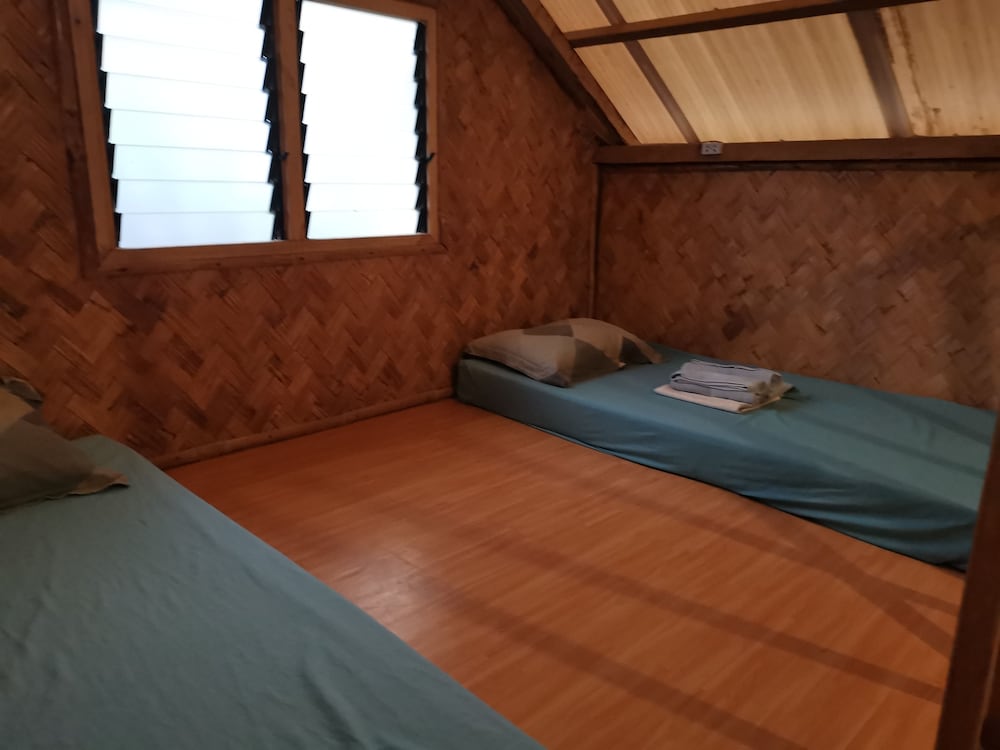 Tapik Beach Park Guest House