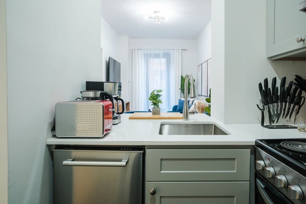 317 UES Apartments