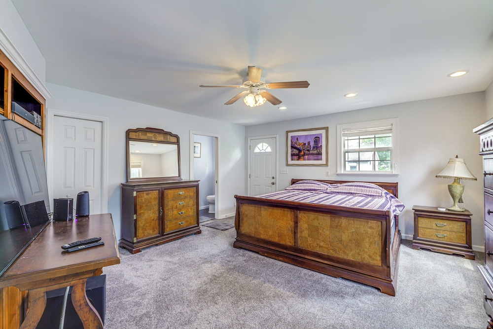 3 Mi to Cincinnati: Covington Home w/ Patio! view 2