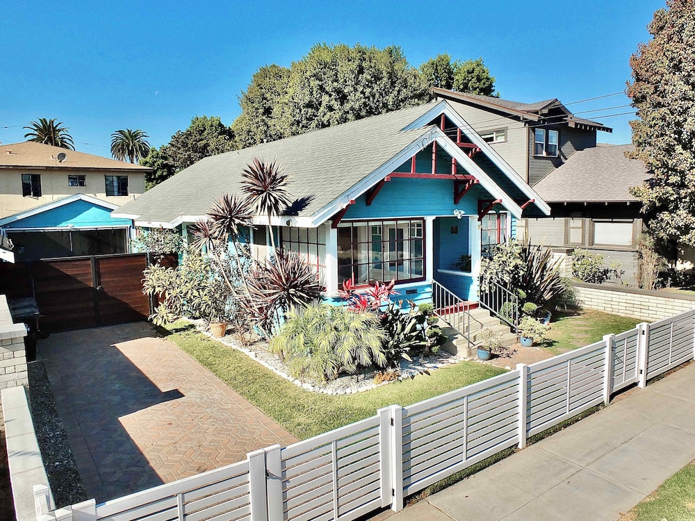 Beach City Craftsman - Walk to Beach