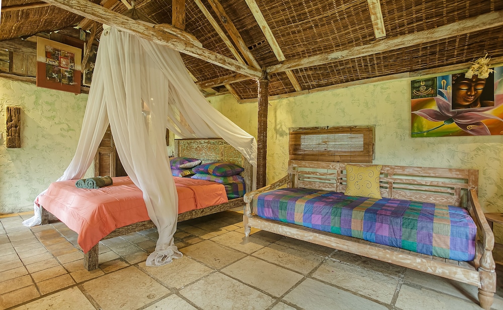 Tepi Sawah Lodge