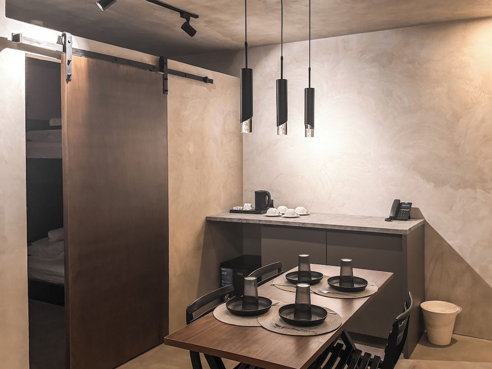 Yamato Hostel