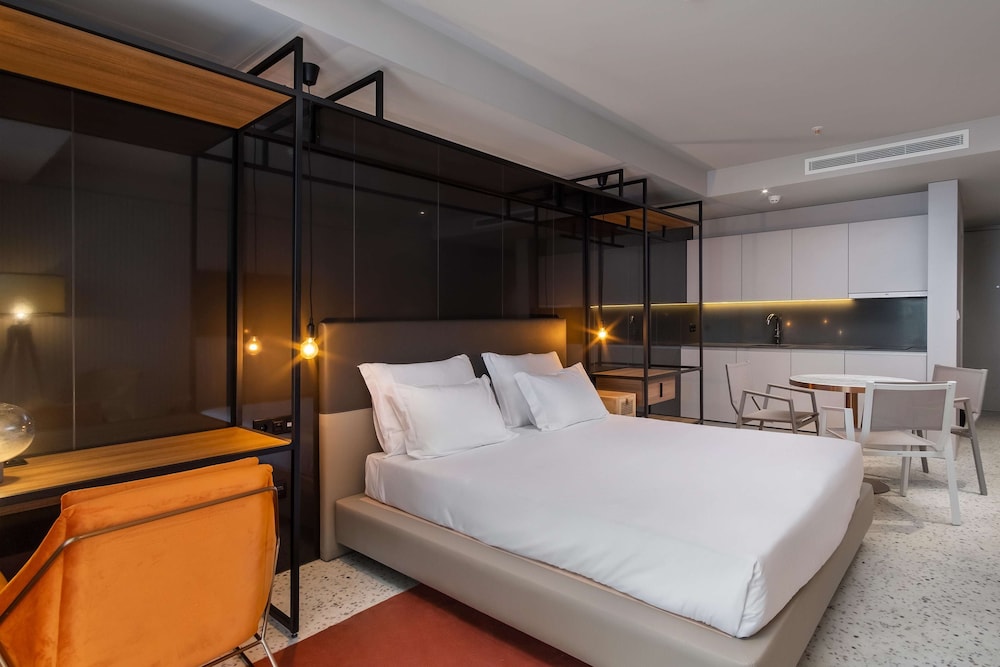 Hotel NEXT - Savoy Signature - Image 1