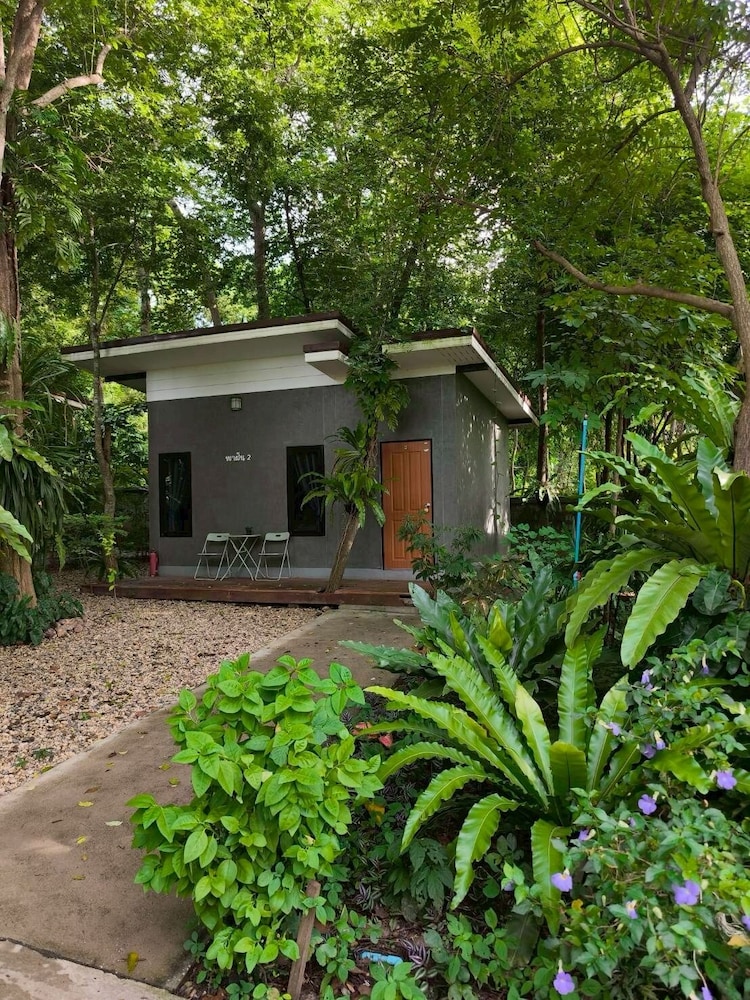 Phawaeng Resort