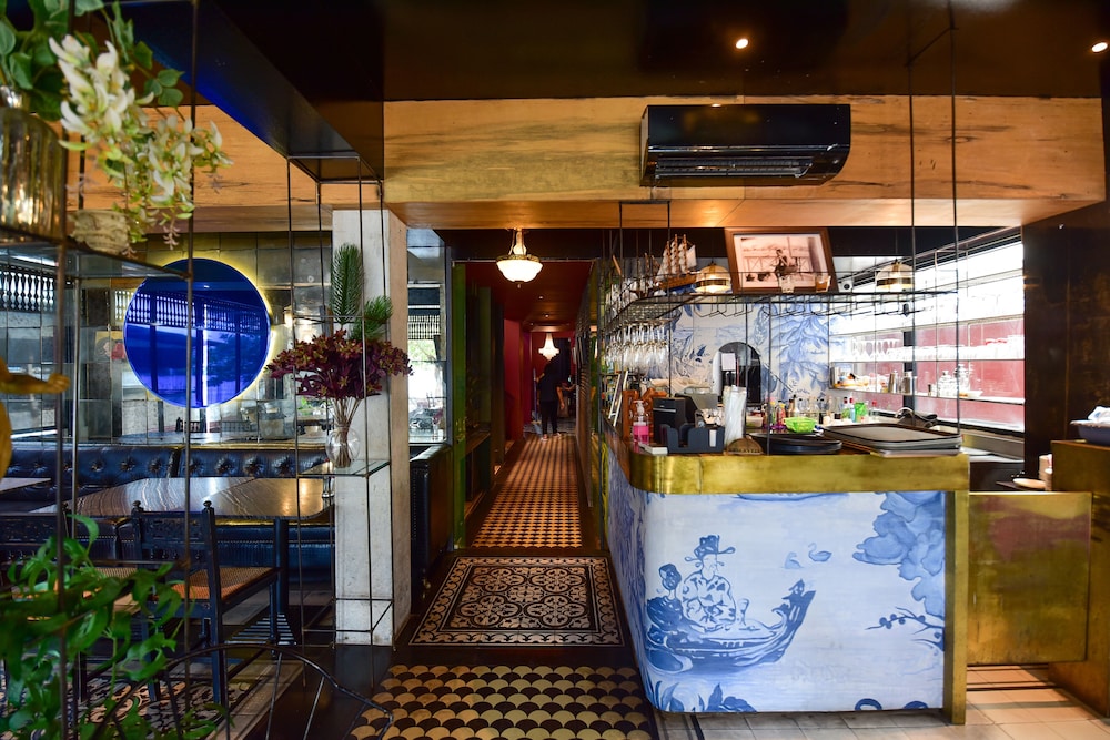Amdaeng Bangkok Riverside Hotel 40