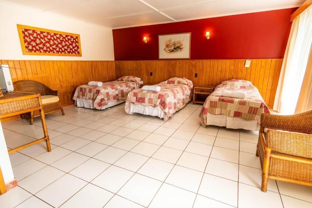 Maru Lodge