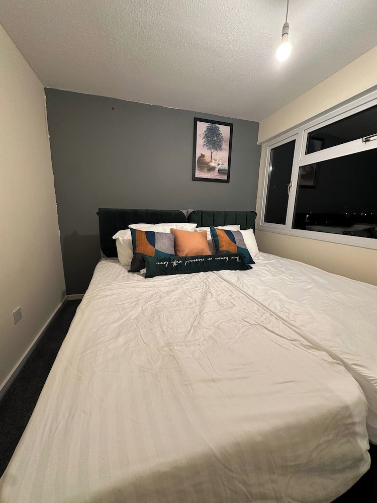 Sark Drive Serenity-cosy 3BR House in Birmingham