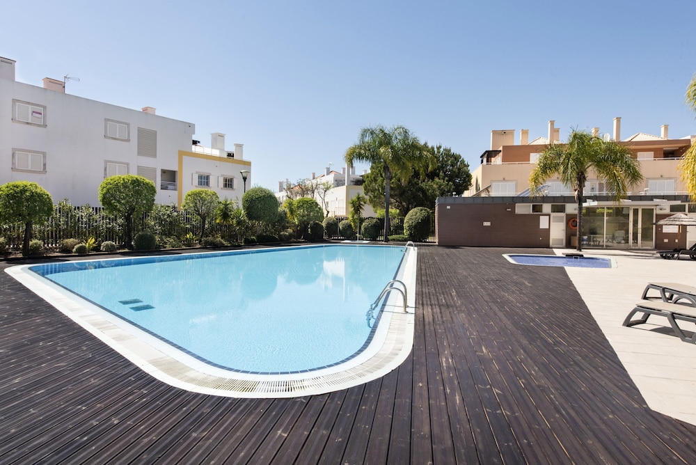 CG 12D - Cabanas Gardens
