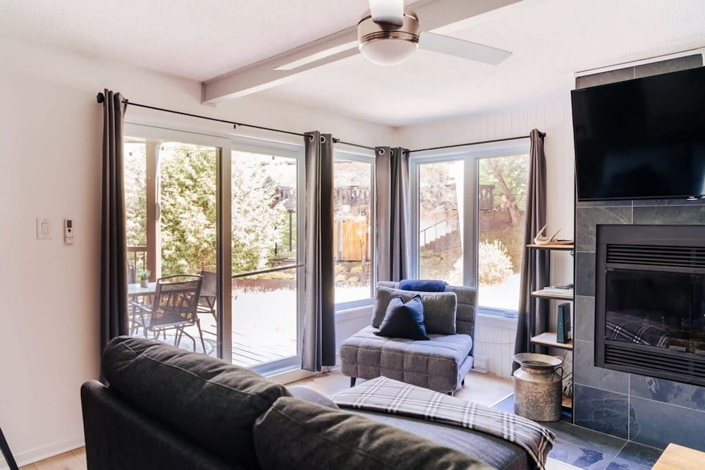 Beautiful Condo 3-eleven at Tremblant Citq 295535